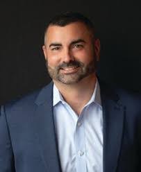 Amy Manshack's Instagram, Twitter & Facebook