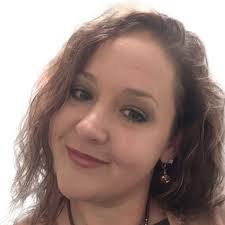 Katie Holcomb's Instagram, Twitter & Facebook