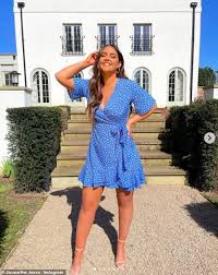 Jacqueline jossa (born october 29, 1992) is famous for being soap opera actress. Jacqueline Jossa Looks Ready For Spring As She Shows Off Her Weight Loss In New Fashion Range Aktuelle Boulevard Nachrichten Und Fotogalerien Zu Stars Sternchen