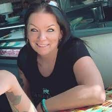 Sherry Scribner Connolly (@lilirishlass) • Threads, Say more