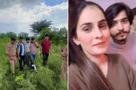 BK MODI HANDS BATON, KEEPS REMOTE