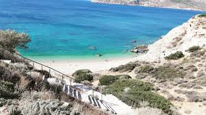 Πάνω στην παραλία και με απεριόριστη θέα. 6 Erhmikes Paralies Dipla Sthn A8hna Gia To Sk Poy Erxetai Kayswnas Pics