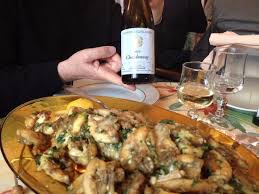 Les Fameuses Bestioles Accompagnees D Un Bon Vin De La Region Photo De Jardins Gourmands Pesmes Tripadvisor