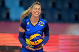 O próximo adversário das brasileiras será o comitê olímpico russo, que passou em quarto lugar do grupo b. Ze Roberto Convoca Selecao Feminina De Volei Camila Brait Esta De Volta Lance