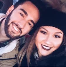 Lauren McNeely and Collin Ebel's Wedding Registry