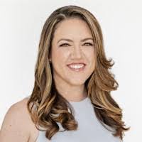 Marissa Benoit's Instagram, Twitter & Facebook