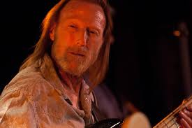 Sunset Rubdown bassist survives lightning