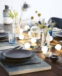 Utiliser les couverts à table. Photos 15 Idees Deco Pour Dresser La Table De Noel Maison Et Demeure Maison Et Demeure