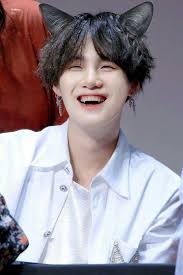 Check out this fantastic collection of bts suga cute wallpapers, with 32 bts suga cute background images for your desktop, phone or tablet. Cute Yoongi R Heungtan