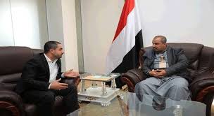 وزير المالية يلتقي رئيس الهيئة العليا للأدوية صنعاء في أكتوبر 21 2019 أكد وزير المالية شرف الدين علي الكحلاني الحر talk show fictional characters scenes