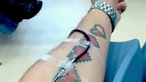 Because it requires breaking the skin barrier, tattooing carries inherent health risks, including infection and allergic reactions. Can You Donate Blood If You Have A Tattoo Authoritytattoo