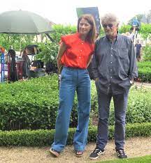 2019, clarisse cremer prépare le vend. Des Racines Et Des Ailes En Tournage En Touraine Home