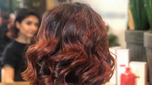 Hør sætningen rødt hår, mange forestiller en lys skarlagen skygge, acceptabel for teenagere, men ikke for en moden kvinde. Cancam Moldetorget