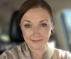 Simple makeup look using HAC products