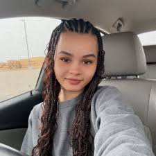 How to make a Dunkin' large French vanilla iced coffee at home?