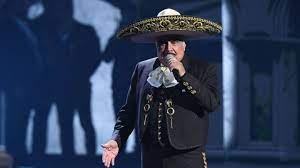 Vídeo oficial en vivo de vicente fernández de su tema 'acá entre nos'. Xtsygqdqr2pxvm
