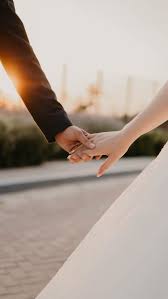 These beautiful romantic pictures below would be perfect relationship goals for you guys to achieve in the coming year. 500 Couple Goals Pictures Download Free Images On Unsplash
