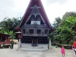 Meski banyak ragam, tapi rumah adat batak ini memiliki ciri . Museum Rumah Adat Batak Pulau Samosir Semedan Com