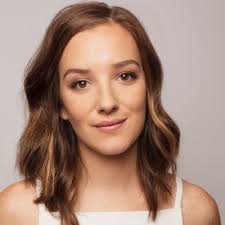 Her hair color is dark brown and her eye color is hazel. Mary Elizabeth Kelly On Twitter Telling Millie Bobby Brown And Winona Ryder That They Re My Real Parents