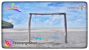 Di antara elemen yang telah ada secara alami, pantai di indonesia pun dilengkapi berbagai komponen yang membuatnya kan menarik, termasuk ayunan. Tiket Masuk Wisata Pantai Ngiroboyo Pacitan Pesona Ngiroboyo