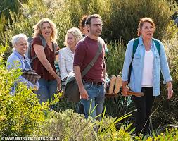 Poster e locandine 1 |. Naomi Watts Tenderly Kisses The Walking Dead S Andrew Lincoln While Filming Penguin Bloom Daily Mail Online