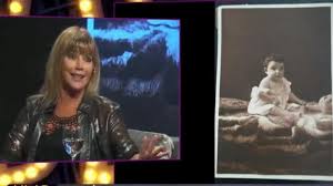 Todo lo que pasa en la televisión, el teatro, la música y el entretenimiento. Any Ventura Y Su Triste Infancia Me Senti Una Nina No Querida Tuve Que Hacer Mucha Terapia Para Superarlo Pronto