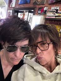 Epic end to two fab days in NYC — offsite meeting with  @pivotpodcastofficial, On and @profgalloway staff, event with @joannacoles  at @zerobond, a stint