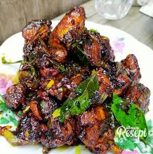 Dimasak agak kental, masukkan ayam utuh dan dimasak sampai bumbu kering dan meresap, angkat. Resepi Ayam Kicap 3 Budak Gemuk Yang Awesome Cara Yang Mudah Rasa Yang Padu Kongsi Resepi