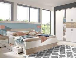 Der vorteil des separaten kaufs von bettgestell und matratze ist, dass man sich so unabhängig vom bett die individuell richtige matratze aussuchen kann. Komplett Schlafzimmer Mit Grossem Stauraum Angebot Bei Betten De