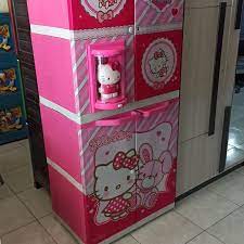 Size setelah terpasang 65cm x 45cm x 153cm br/ br cek url video untuk detail produk dari berbagai sisi dan cara pemasangannya. Lemari Plastik Naiba Msc Doll Premium Hello Kitty Shopee Indonesia