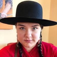 Tori Schuster's Instagram, Twitter & Facebook