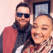 Justin Nason's Instagram, Twitter & Facebook