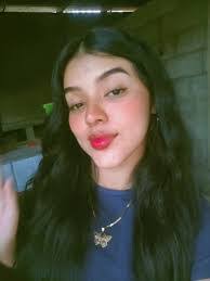 Anna Morales's Instagram, Twitter & Facebook