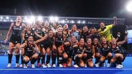 Tokio (ap) — holanda impuso su jerarquía y, gracias a una notable eficacia en córners cortos, venció el viernes a las leonas de argentina por 3 a 1 para consagrarse campeona de hockey sobre césped en los juegos olímpicos de tokio. Krzsbtqtlaa Xm