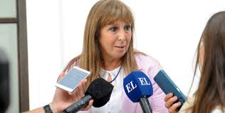 Edith Benedetti: "Hay que desustancializar el debate sobre los consumos  problemáticos"
