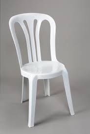 This chiavari chair comes as shown below with a hard back white vinyl seat cushion. Chair Rentals Smart Party Rents And Ez Rents