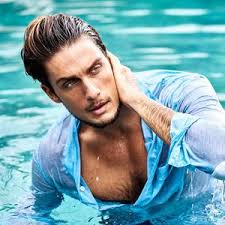 Andrea Dal Corso (@andreadalcorso)