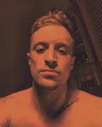 Justin R DiCosola (@luck1estboyonearth) · Instagram 照片和视频