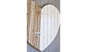 Come Realizzare La Bacheca A Forma Di Cuore Casafacile Nel 2020 Assi Di Legno Decorazioni Smalto Bianco