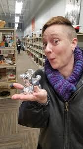 Annette Cutler's Instagram, Twitter & Facebook