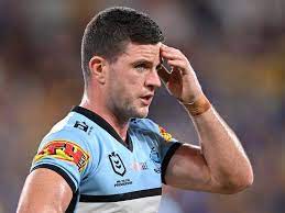 Townsend reveals why players cleared out sharks gym. Tzbyywunysxyvm