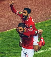.إلا أن المواجهة تعد أعمق من ذلك بكثير حيث يترقبها الجميع أملاً في أن يشرك كوبر خلالها عدد من الوجوه الجديدة التي تألقت في الفترة الأخيرة لعل أبرزها حسين الشحات لاعب العين. Ù‚ØµØ© ØµÙˆØ± Ø­Ø³ÙŠÙ† Ø§Ù„Ø´Ø­Ø§Øª Ø­Ø¨ Ø£Ù‡Ù„Ø§ÙˆÙ‰ ÙŠÙ†ØªØ¸Ø± Ø§Ù„ØªØ£Ù„Ù‚ Ø§Ù„ÙŠÙˆÙ… Ø§Ù„Ø³Ø§Ø¨Ø¹