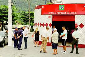 Cidade ganha duas farmácias populares