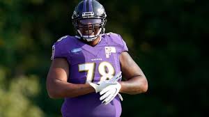 Rsr staff react to the news here. Sources Chiefs Shipping First Round Pick 3 Others To Ravens For Package Highlighted By Orlando Brown Jr