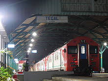 Dalam perjalanan kali ini, saya naik kereta api kaligung, dari stasiun semarang poncol sampai ke stasiun tegal di kelas. Kereta Api Kaligung Wikipedia Bahasa Indonesia Ensiklopedia Bebas