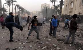 Cairo violence continues as soldiers clash with protesters
