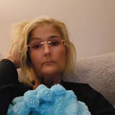 I couldn't pull off this look as well as he does. Just sayin. lol