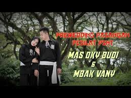 Organisasi pencak silat internasional persaudaraan setia hati terate mendidik manusia yang berbudi luhur tahu benar dan salah serta ikut memayu hayuning bawono. Prewedding Pasangan Pesilat Psht Jadi Baper Nih Youtube