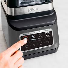Ninja total crushing blades give you perfectly crushed ice for your smoothies and frozen drinks with 1400 peak watts of professional power. Ninja Professional Plus Blender Duo With Auto Iq Black Stainless Steel Bn751 Best Buy