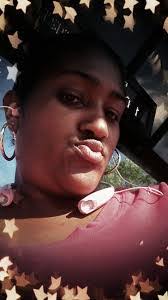 Nina Rainey's Instagram, Twitter & Facebook